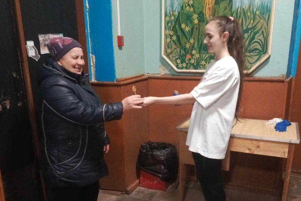 Какой подарок сделали плавчанкам?