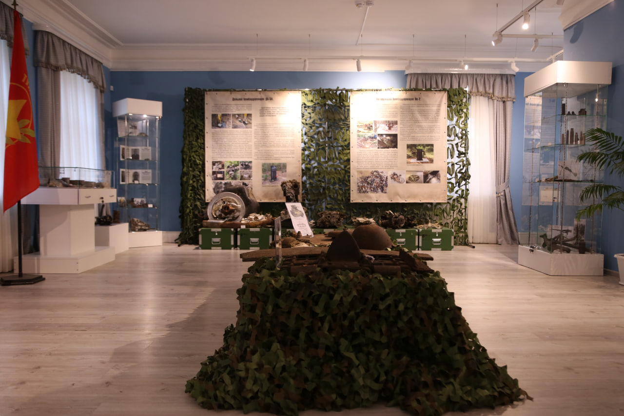 В Культурном центре князей Гагариных продолжает работать выставка «Тульского Искателя» В Культурном центре князей Гагариных продолжает работать выставка «Тульского Искателя»