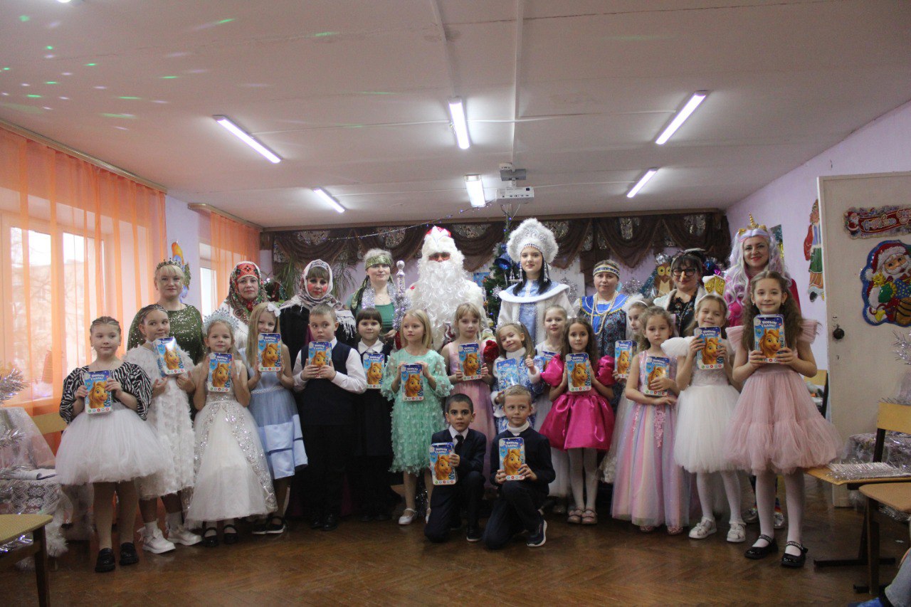 В Доме детского творчества стартовала череда новогодних утренников