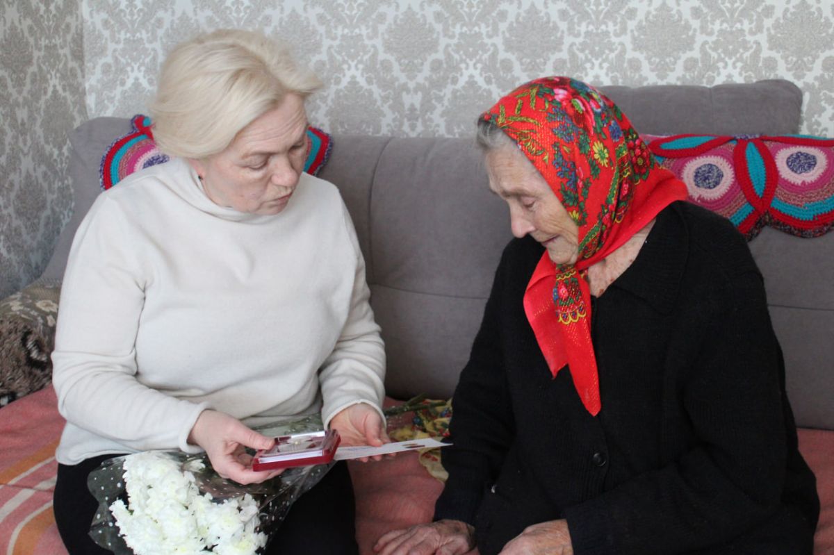 В Плавске вручили юбилейные медали