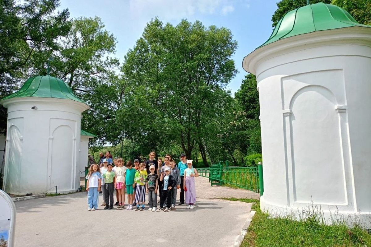 У кого юные сельчане побывали в гостях?