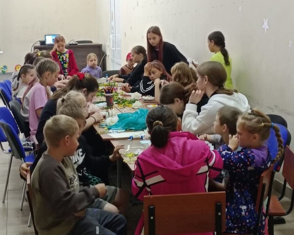 Маленькие плавчане сделали грозовые облачка Маленькие плавчане сделали грозовые облачка
