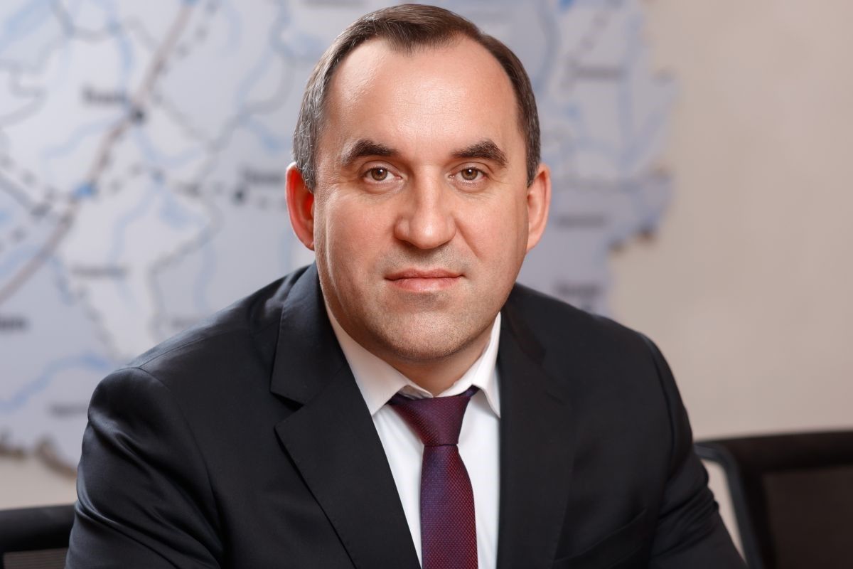 Андрей Дубровский поздравил с праздником