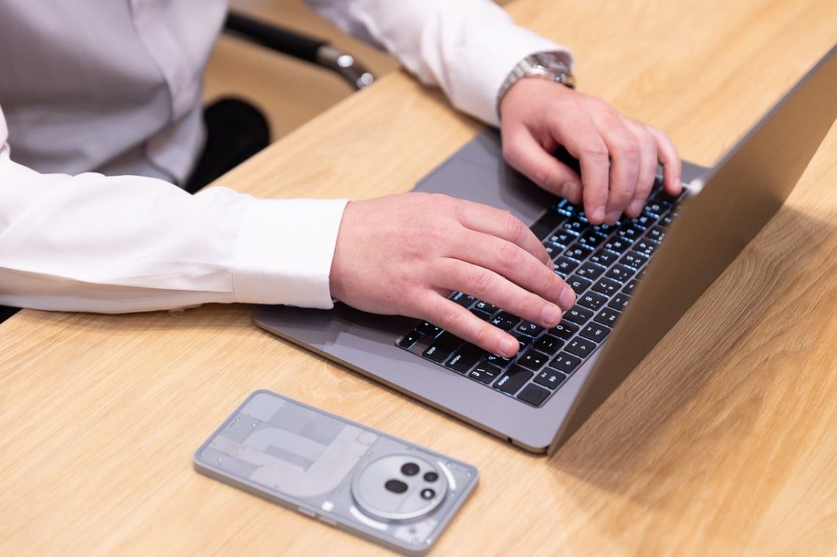 От «расчёта премий» до «задолженностей»: на какие «фишинговые» письма попадаются сотрудники От «расчёта премий» до «задолженностей»: на какие «фишинговые» письма попадаются сотрудники