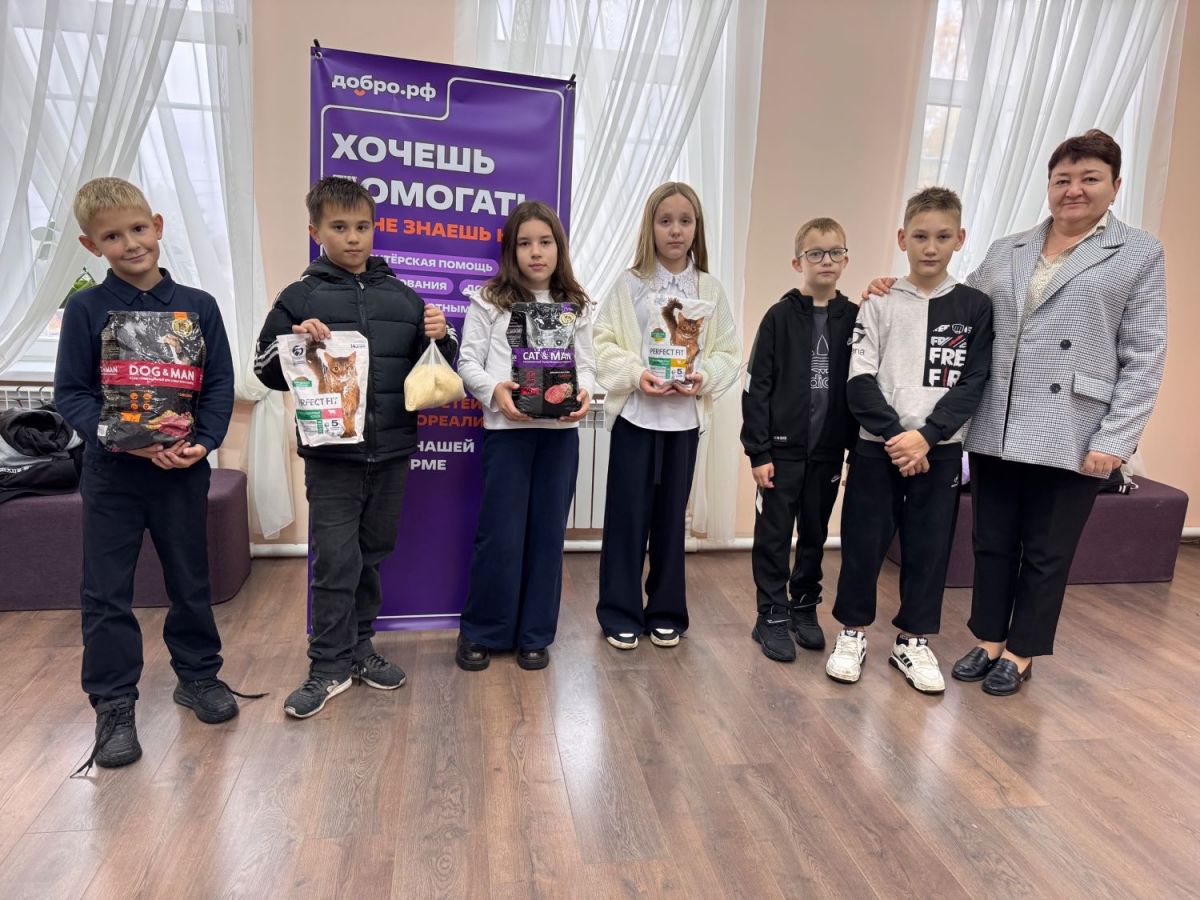 Плавчане откликнулись на акцию помощи животным