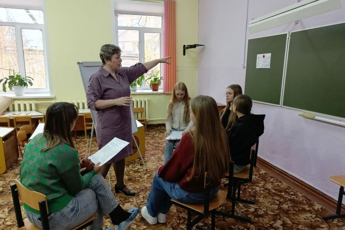 Плавские психологи помогают школьным службам применения