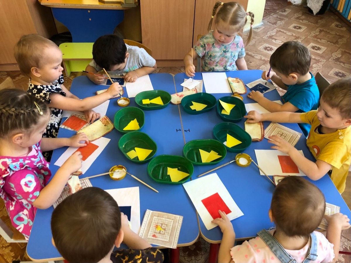 Плавские детсадовцы погрузились в творческий процесс Плавские детсадовцы погрузились в творческий процесс