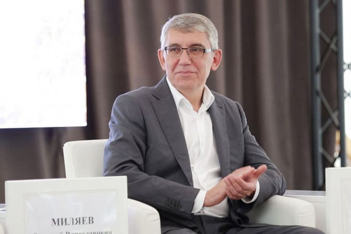 Дмитрий Миляев встретился с участниками форума «Трансформаторы. Служение Отечеству» Дмитрий Миляев встретился с участниками форума «Трансформаторы. Служение Отечеству»