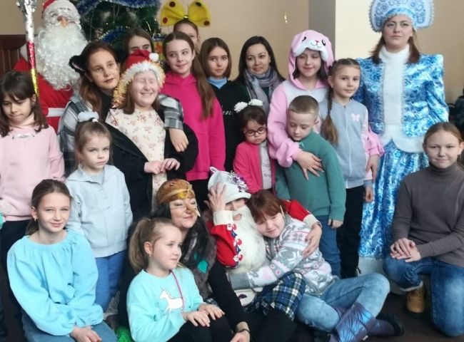 В Новый год в Крапивенском ДК стартовала череда семейных празднков