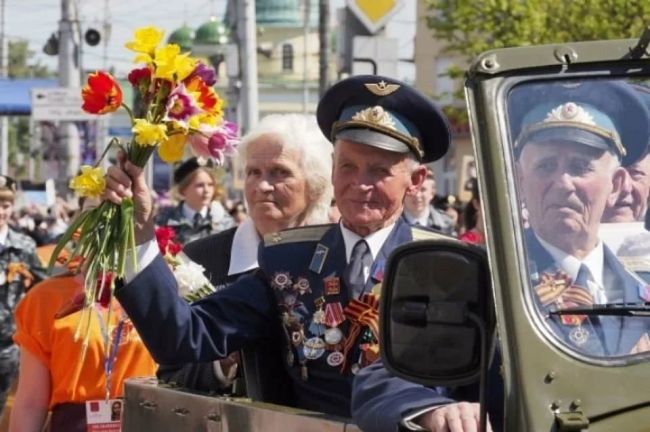 Поздравляем ветеранов Великой Отечественной войны