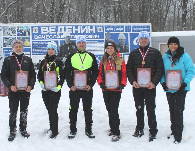 Судья из Щекинского района стала призером лыжного марафона