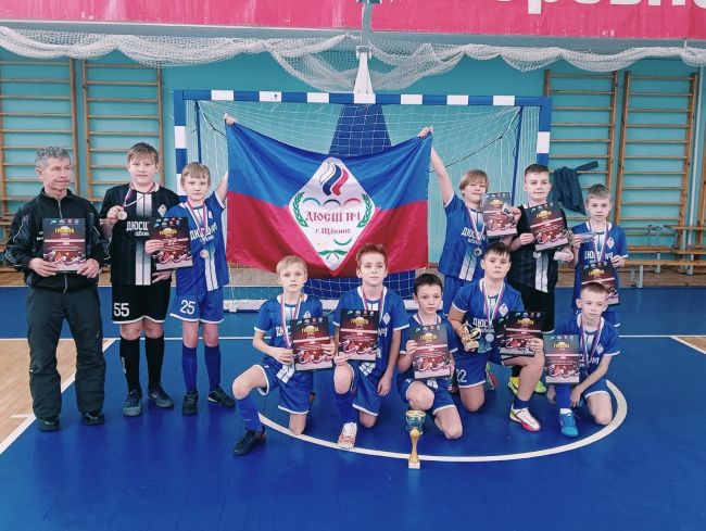 Воспитанники спортивной школы №1 приняли участие в открытом первенстве по мини-футболу
