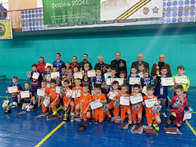 Щекинские спортсмены приняли участие в соревнованиях по мини-футболу