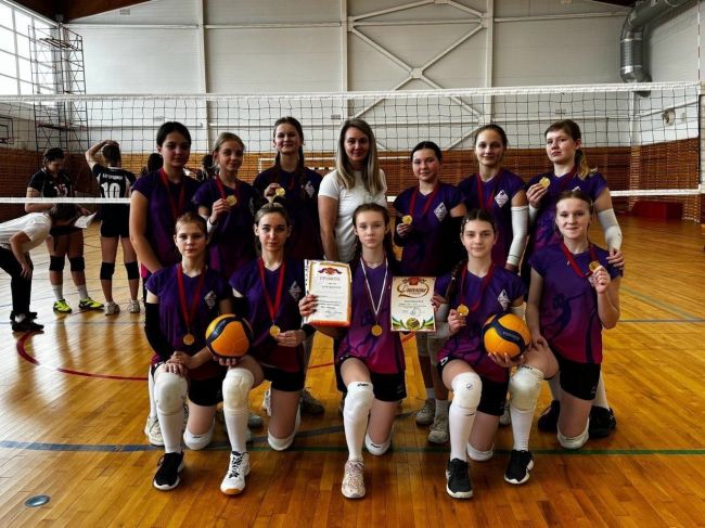 Воспитанницы спортивной школы №1 стали победителями соревнований по волейболу