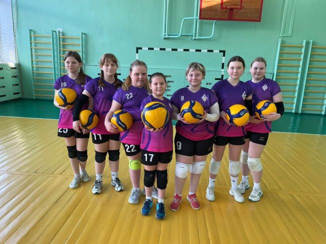 Воспитанницы спортивной школы №1 приняли участие в турнире по волейболу