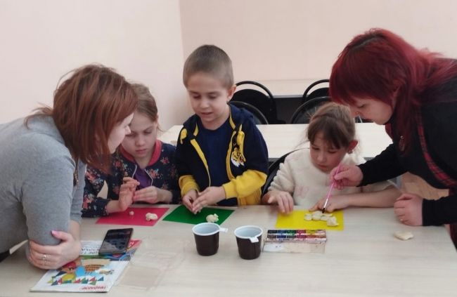 Сотрудники Щекинского художественно-краеведческого музея провели мастер-класс для детей