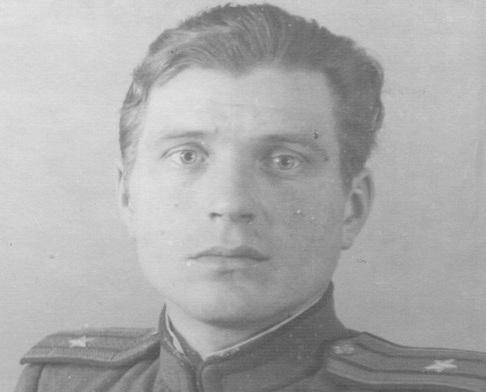 8 марта 1922 года родился Борис Емельянов - командир  легендарного «Батальона Славы»