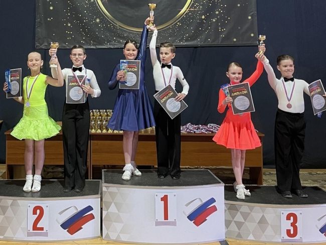 Щекинский «Maximum» достойно выступил на соревнованиях по спортивным бальным танцам