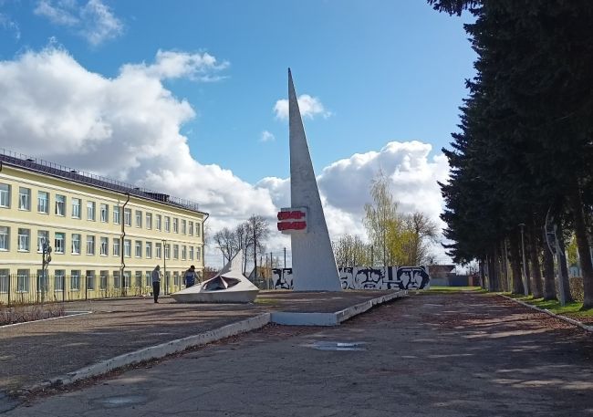 В Щекино мемориалы готовят к празднованию Дня Победы