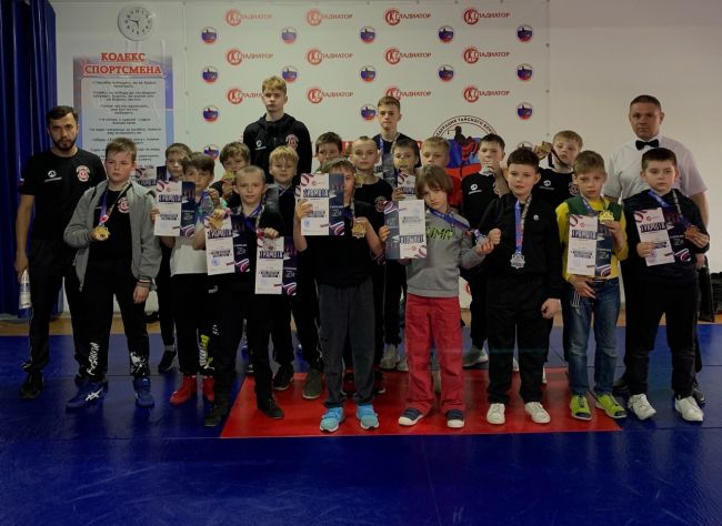 Щекинские боксеры привезли медали из Калуги