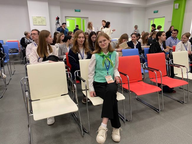 Ученица Яснополянского образовательного комплекса победила в региональном этапе олимпиады «Умницы и Умники»