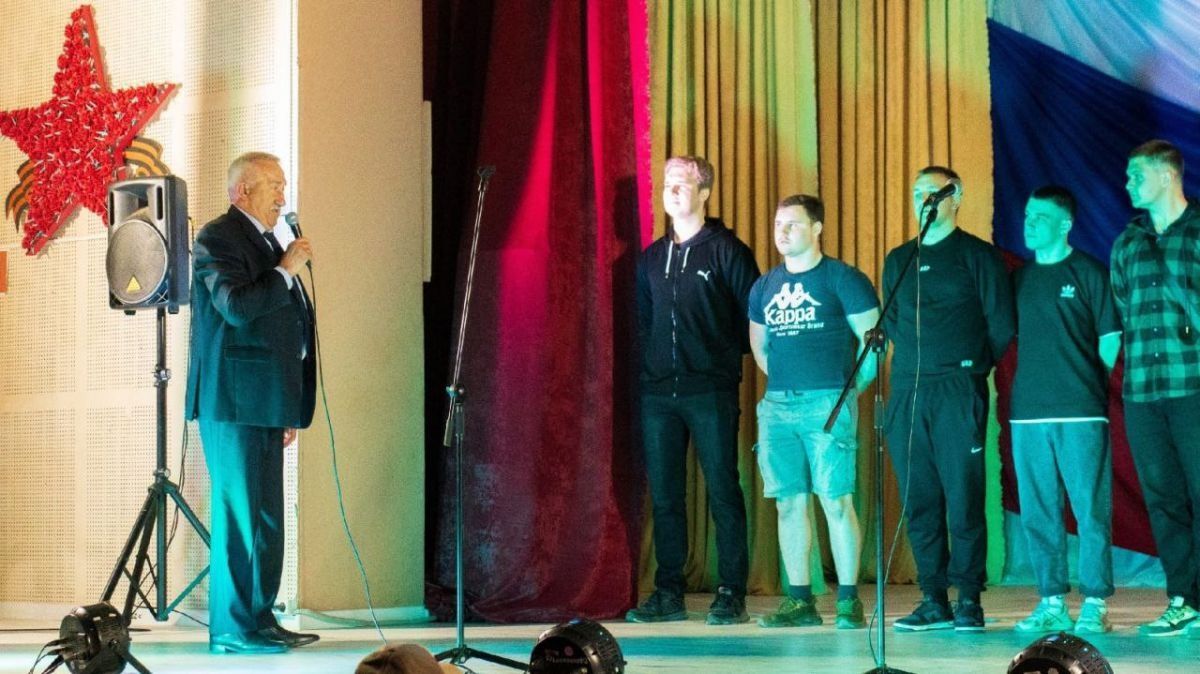 Геннадий Калина: «Контрактники мужественно выполняют боевые задачи в зоне СВО»