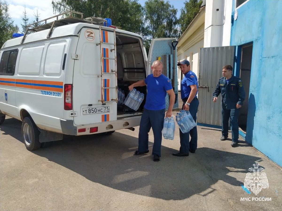 Щекинские спасатели направили очередную партию гуманитарного груза в зону СВО