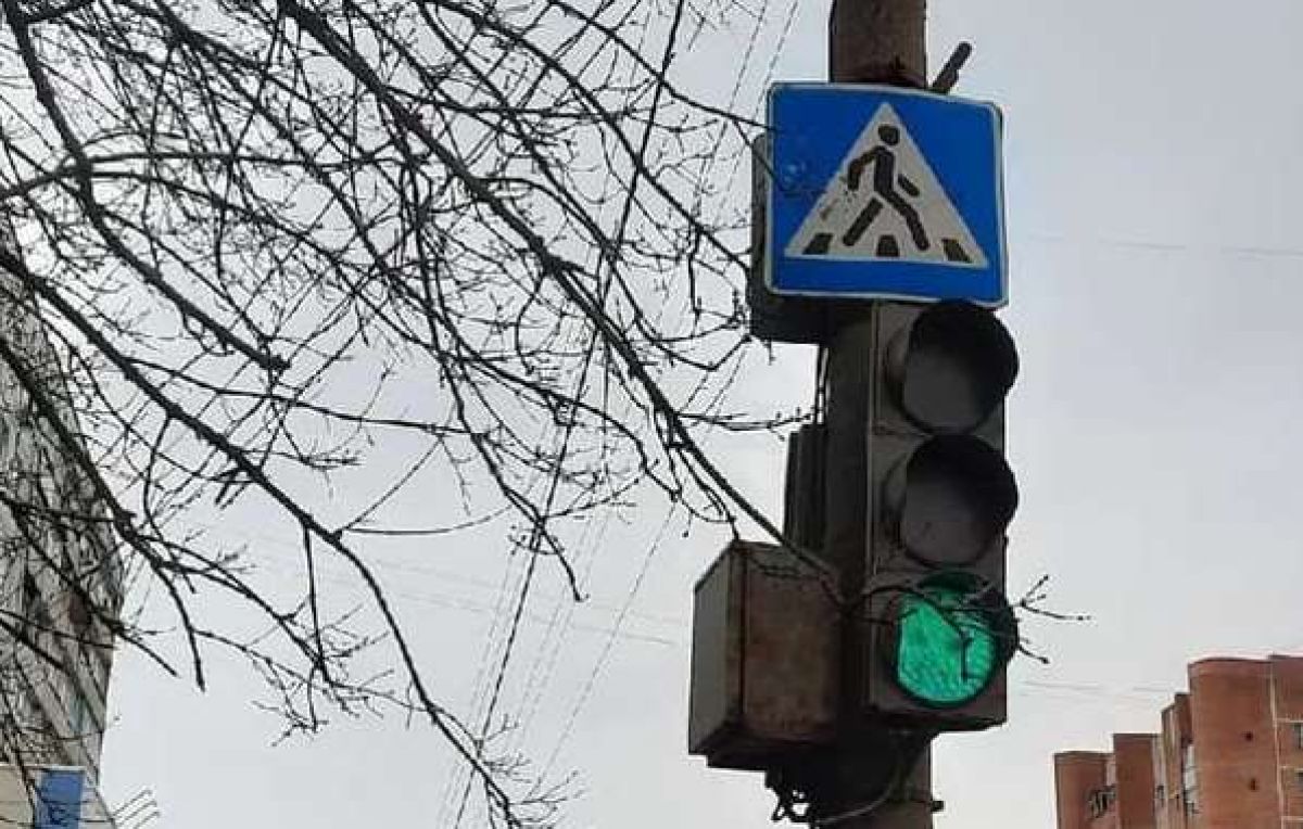 Щекинцы спрашивают: Когда начнут работать светофоры на Советской?