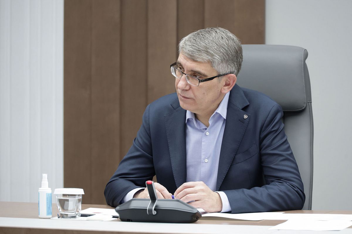 Дмитрий Миляев поздравил работников ГИБДД с профессиональным праздником