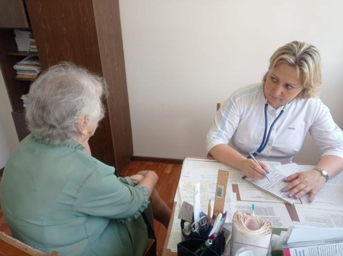 Главный специалист по медицинской профилактике напомнил о важности обследований для пожилых