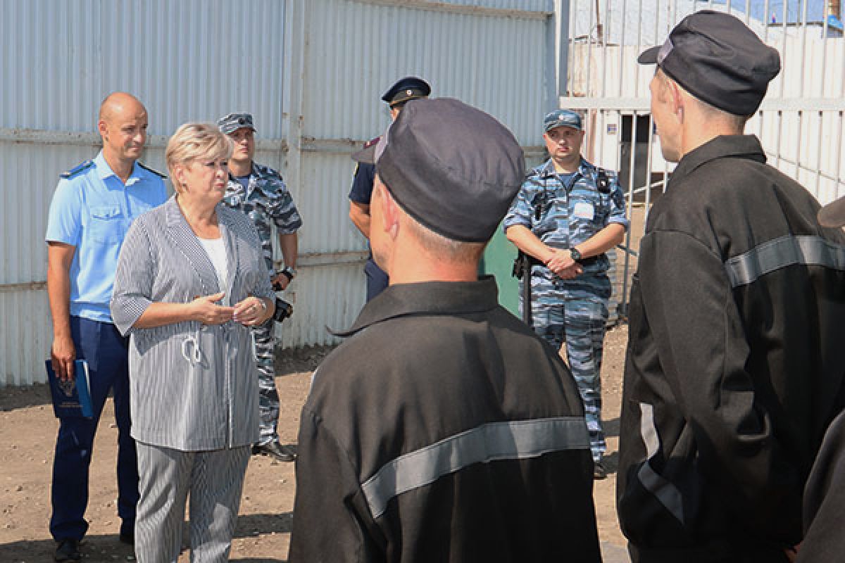 Уполномоченный по правам человека  в Тульской области Татьяна Ларина посетила ИК-7 в Щёкинском районе