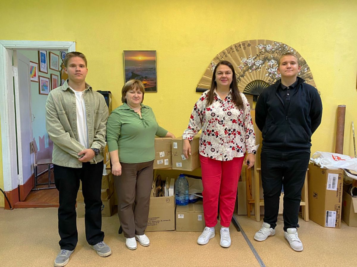 Елена Гребнева: Свечи помогут воинам почувствовать тепло родного края Елена Гребнева: Свечи помогут воинам почувствовать тепло родного края