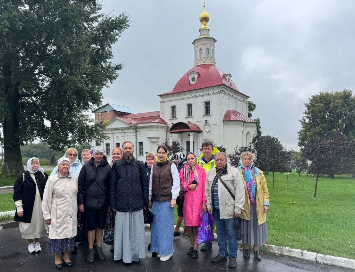 Молитва в старинном храме