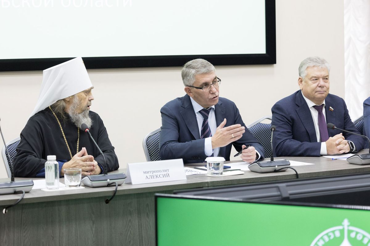 Дмитрий Миляев принял участие в заседании регионального отделения Всемирного Русского Народного Собора Дмитрий Миляев принял участие в заседании регионального отделения Всемирного Русского Народного Собора