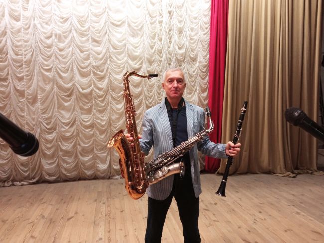 В Советске прошел сольный концерт Игоря Семенова «Магия саксофона»