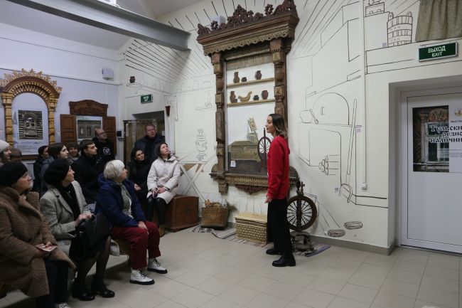 В «Ночь искусств» в «Добродее» зажгли свет в окне и показали резные наличники Тулы