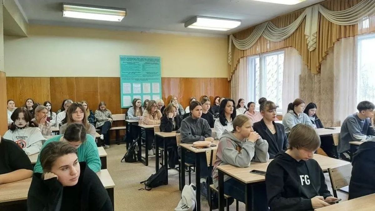 Щекинские студенты приняли участие в «Большом этнографическом диктанте» Щекинские студенты приняли участие в «Большом этнографическом диктанте»