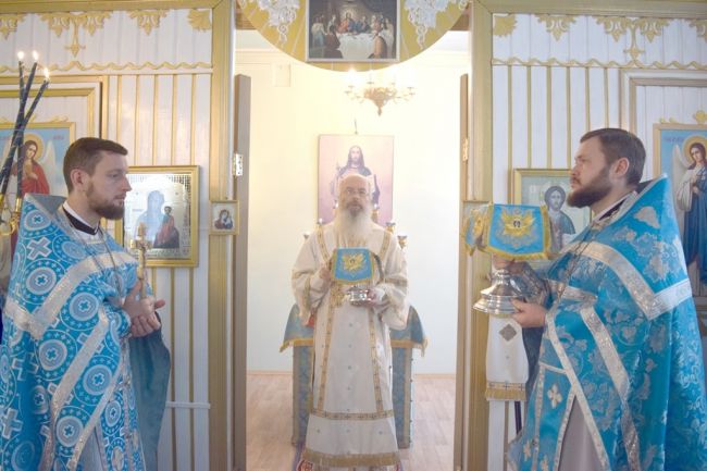 Епископ Белевский и Алексинский Серафим совершил Божественную Литургию в храме села Селиваново