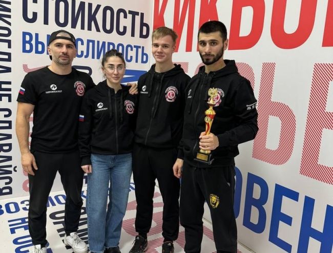 Щекинские кикбоксеры привезли домой награды чемпионата России