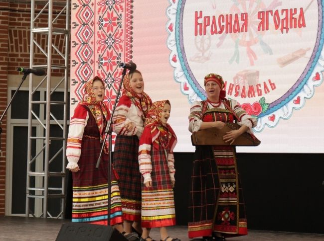 Щекинская «Красна ягодка» стала участником областного фольклорного фестиваля
