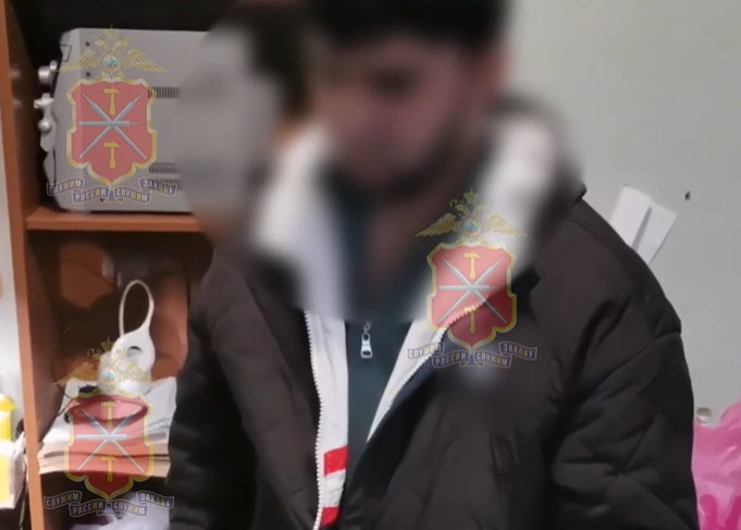 В Щёкино задержаны двое иностранцев, которые пытались сбыть большую партию наркотиков В Щёкино задержаны двое иностранцев, которые пытались сбыть большую партию наркотиков