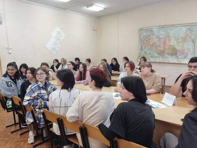 Студенты Тульского экономического колледжа узнали об уголовной и административной ответственности Студенты Тульского экономического колледжа узнали об уголовной и административной ответственности