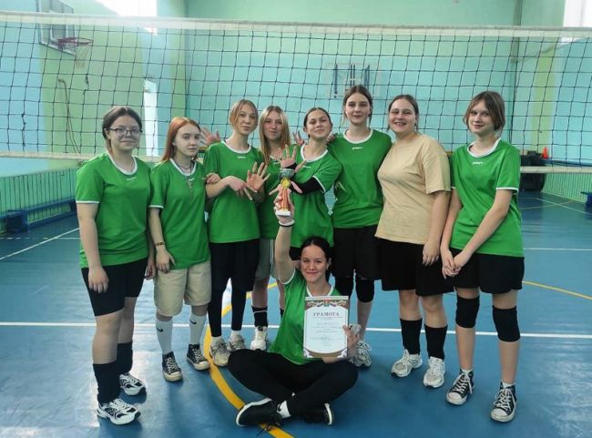 В Суворове прошли районные соревнования по волейболу среди девушек