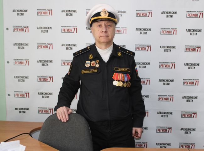 Равель Якубов: С контрактниками наша армия сильнее!