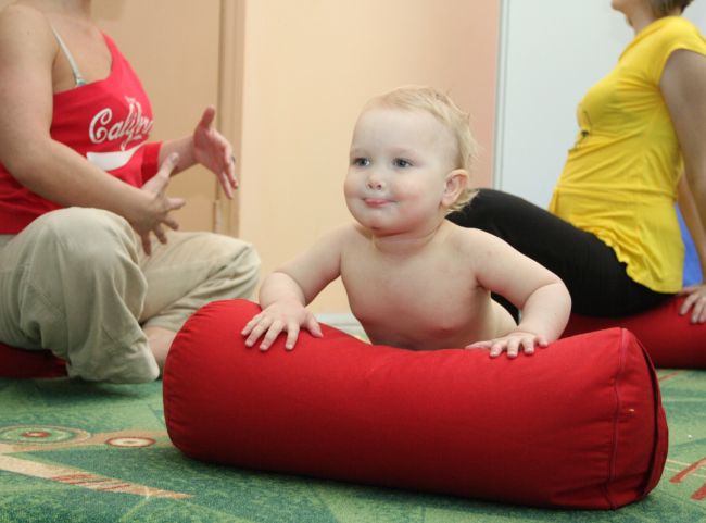 Суворовцам рассказывают о региональных мерах поддержки материнства и детства