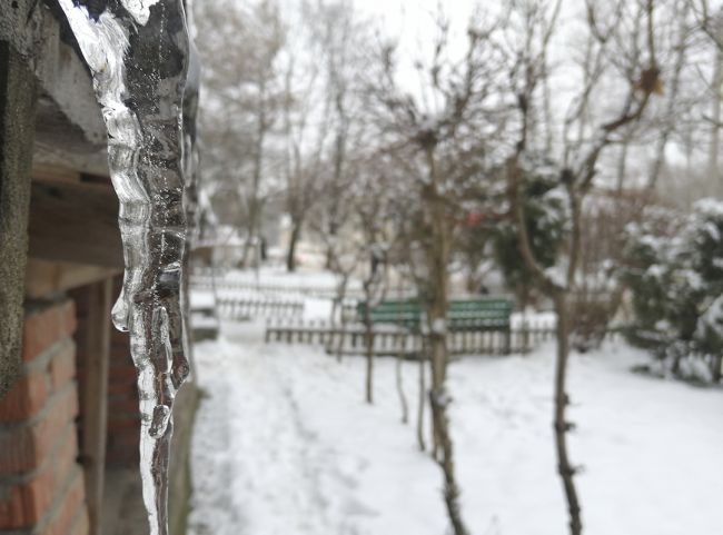В понедельник, 12 февраля, в Суворовском районе мокрый снег, туман и гололед
