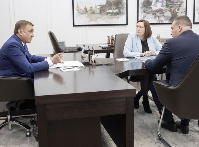Алексей Дюмин обсудил с руководителем Росреестра вопросы взаимодействия в сфере земельно-имущественных отношений