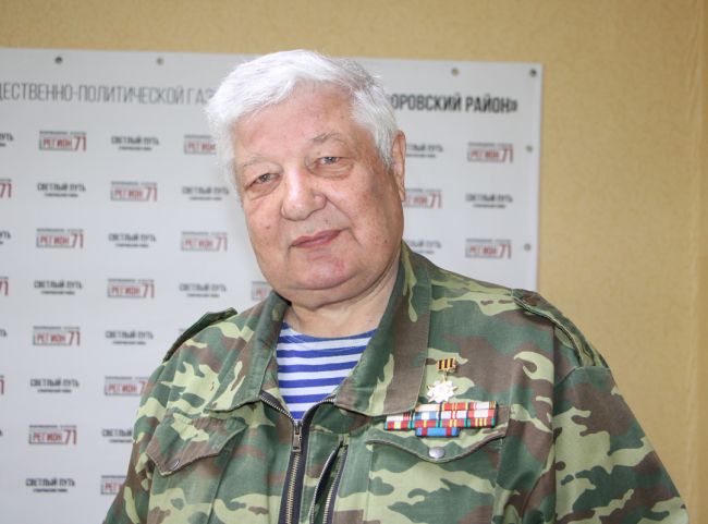 Петр Мосин поздравил суворовцев с Днем защитника Отечества