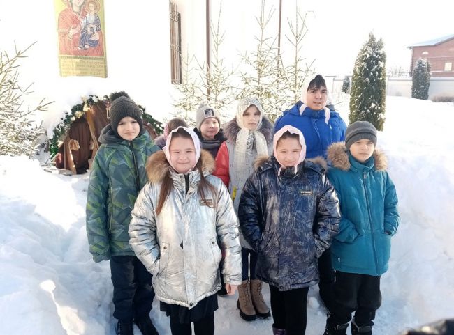 Воспитанники Суворовской школы для обучающихся с ОВЗ посетили женский монастырь