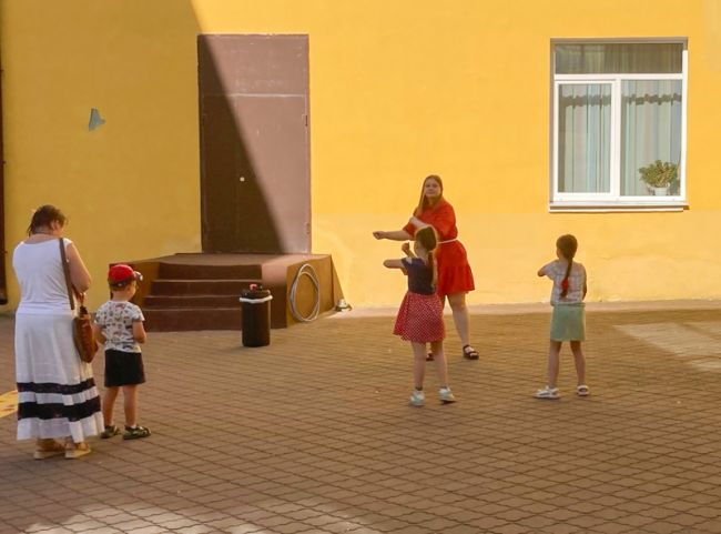 На Дворцовой площади прошла музыкальная зарядка для детей